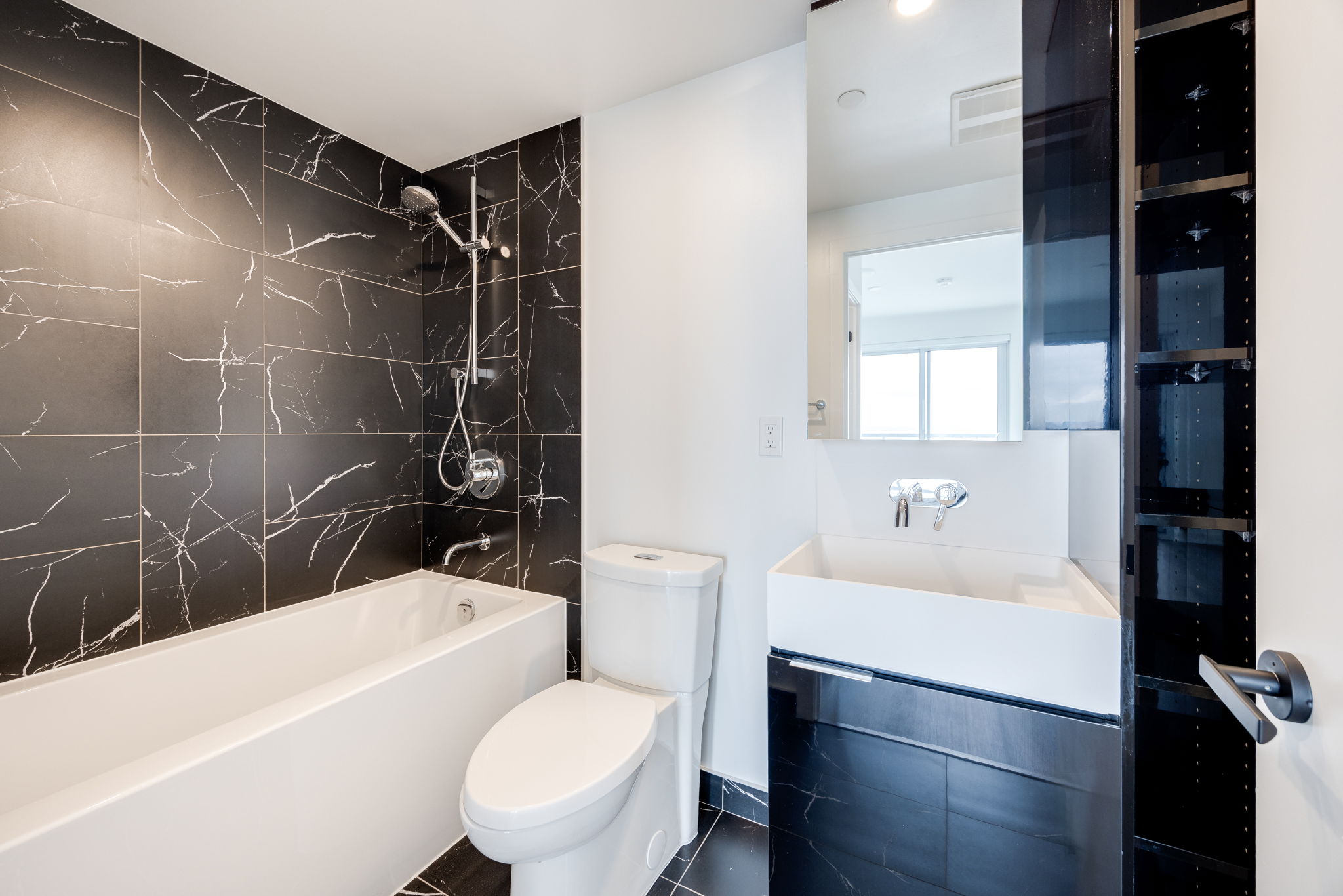 Burlington property showcase — delivered property photograph 16