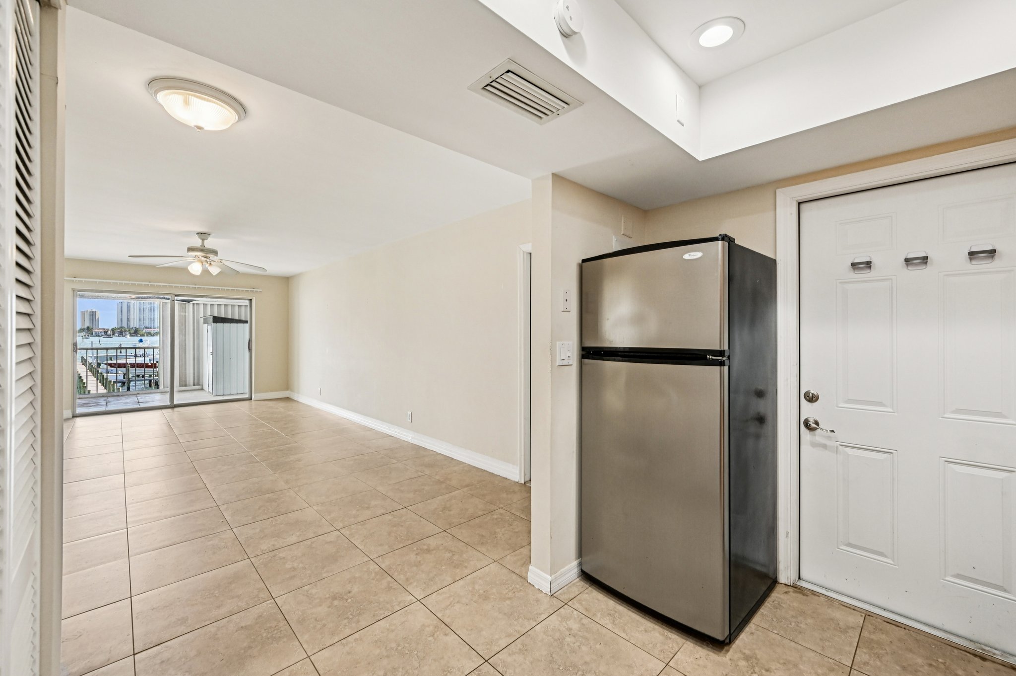 Wilma Cir-S1912-013.jpg