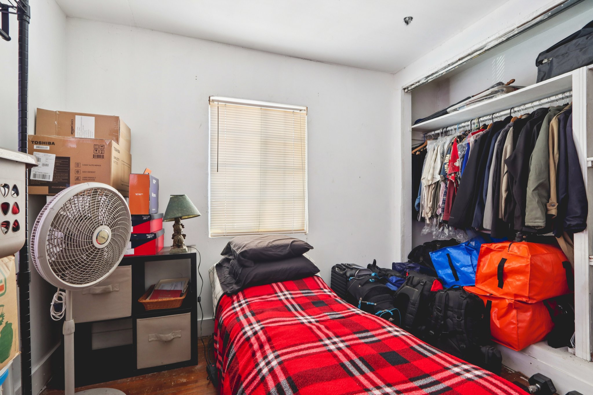 E 57th St-S1302-017.jpg