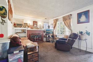 E 57th St-S1302-007.jpg