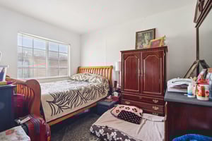 E 57th St-S1302-014.jpg