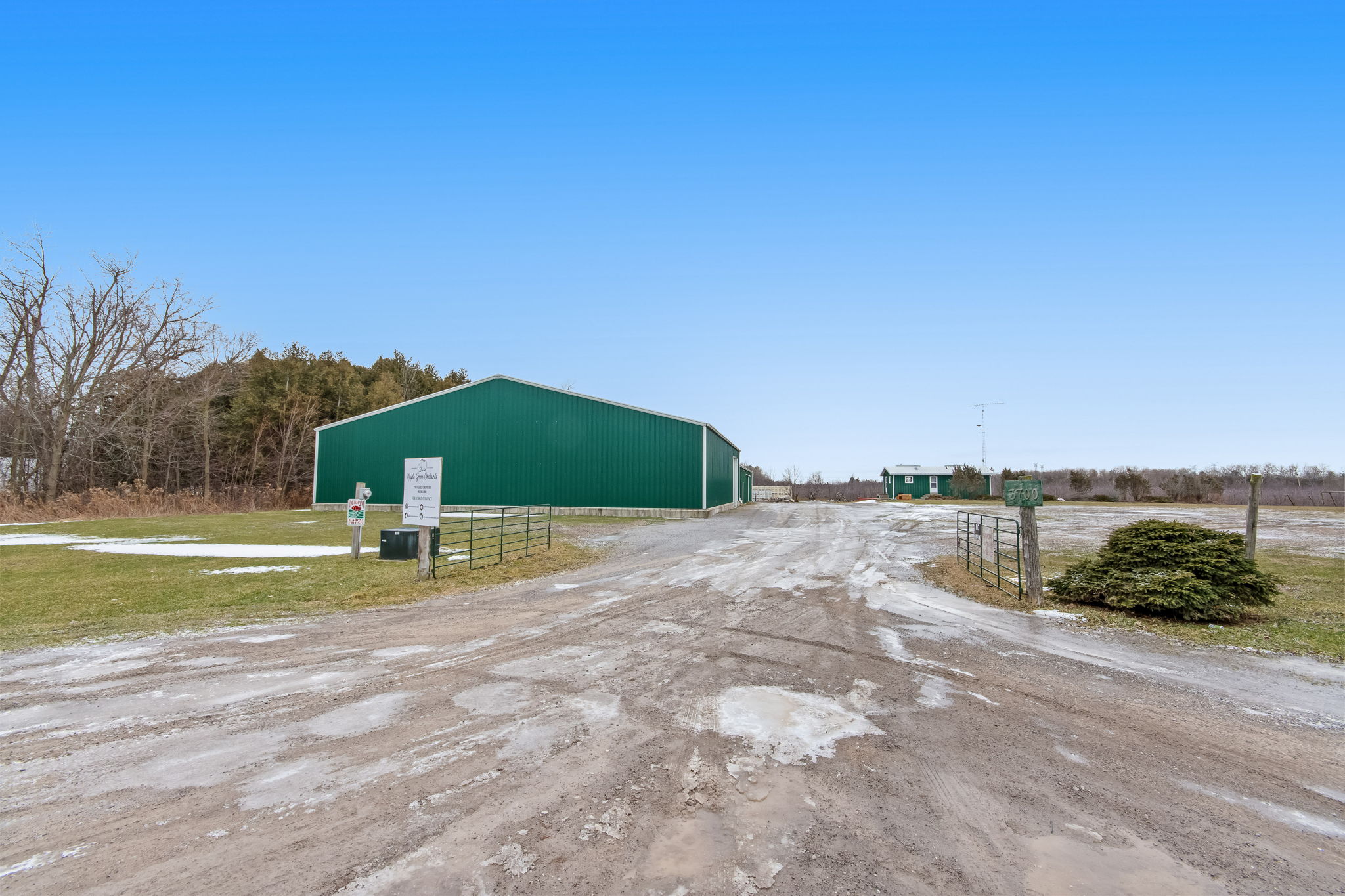 3700 Maple Grove Rd, Bowmanville, ON L1C 6N2 Reid Media Agency