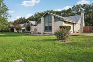 Shady Valley Dr-S2407-003.jpg
