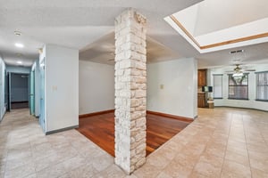 Shady Valley Dr-S2407-005.jpg
