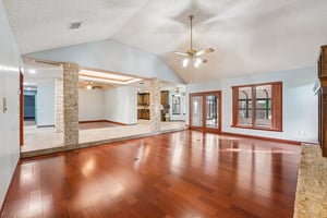 Shady Valley Dr-S2407-011.jpg