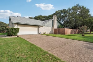 Shady Valley Dr-S2407-041.jpg