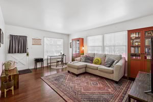 W 147th St-S0107-006.jpg