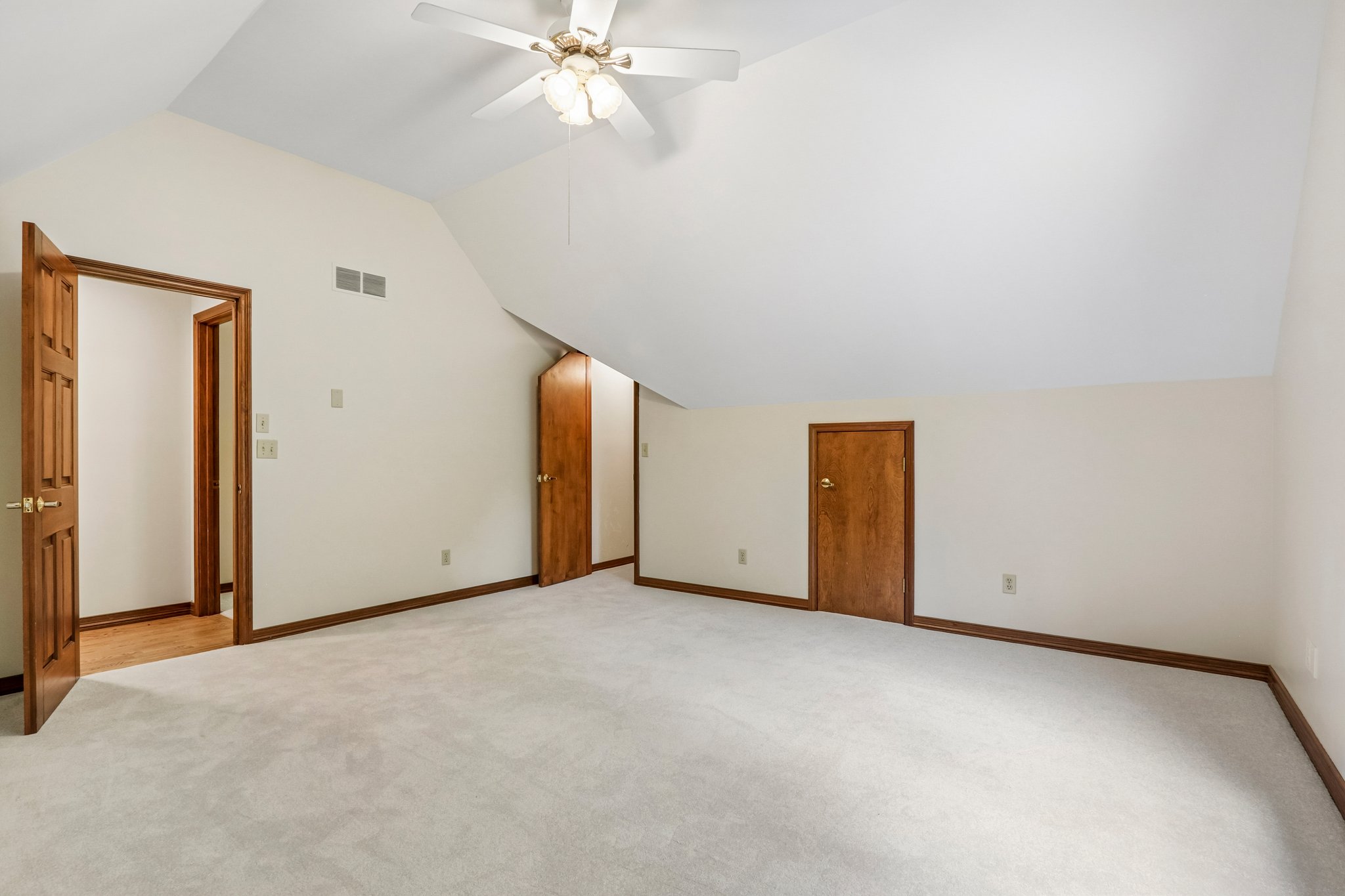 E Rachels Glen Rd-S2805-061.jpg