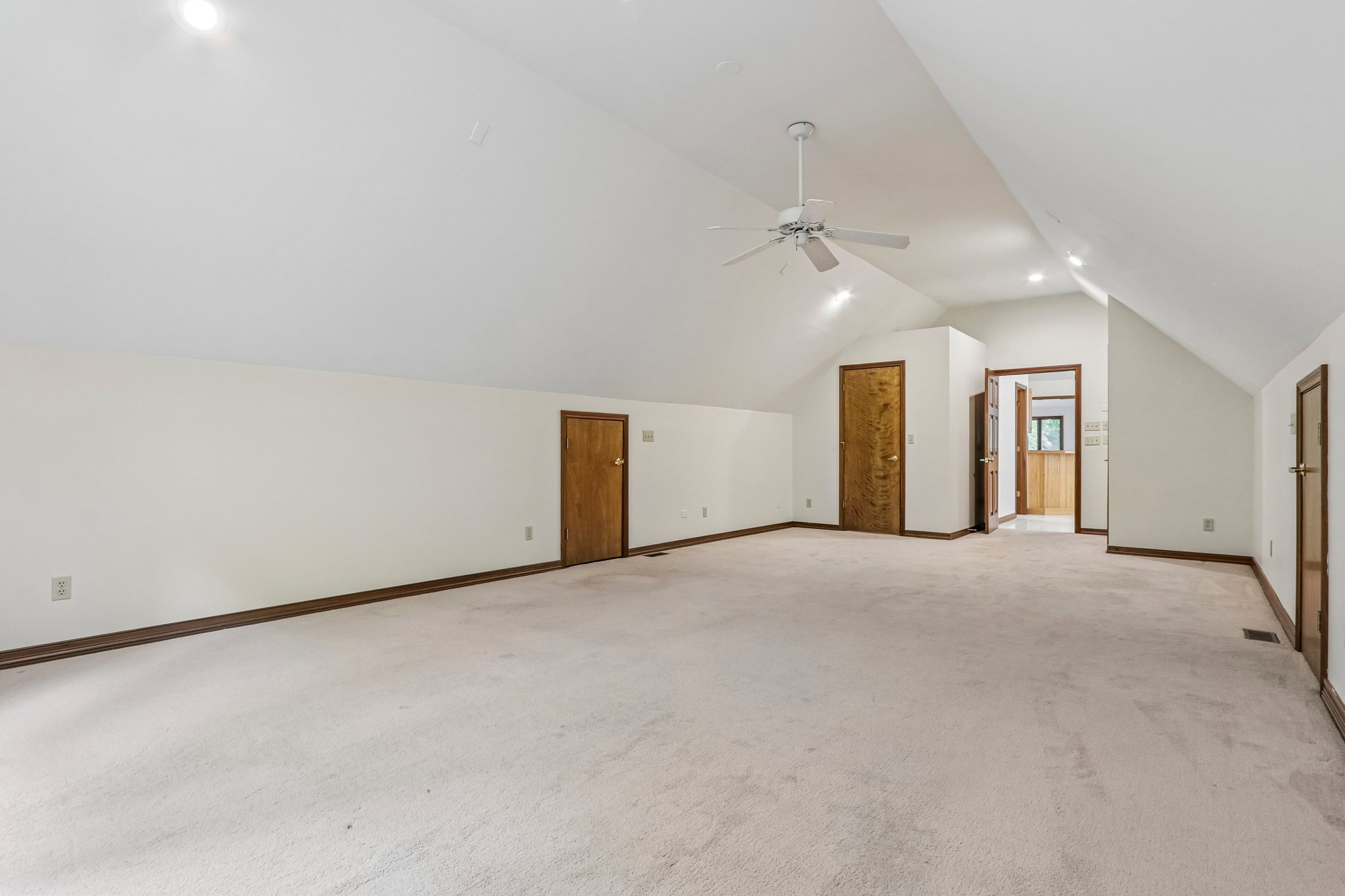 E Rachels Glen Rd-S2805-069.jpg