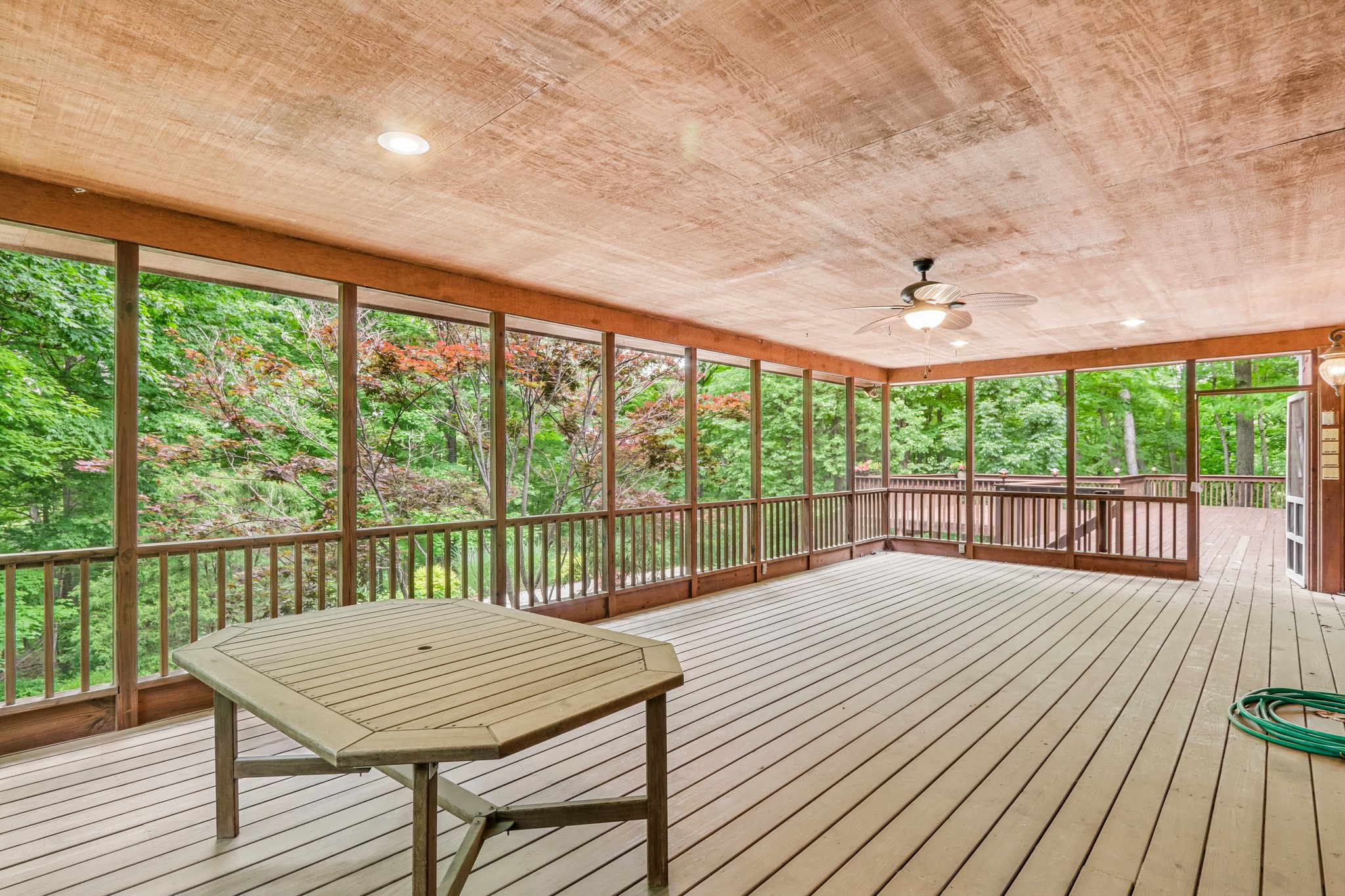 E Rachels Glen Rd-S2805-096.jpg