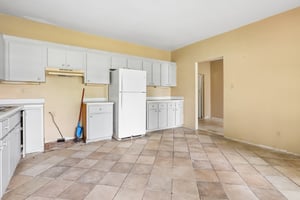 E Warm Springs Ave-S0106-010.jpg