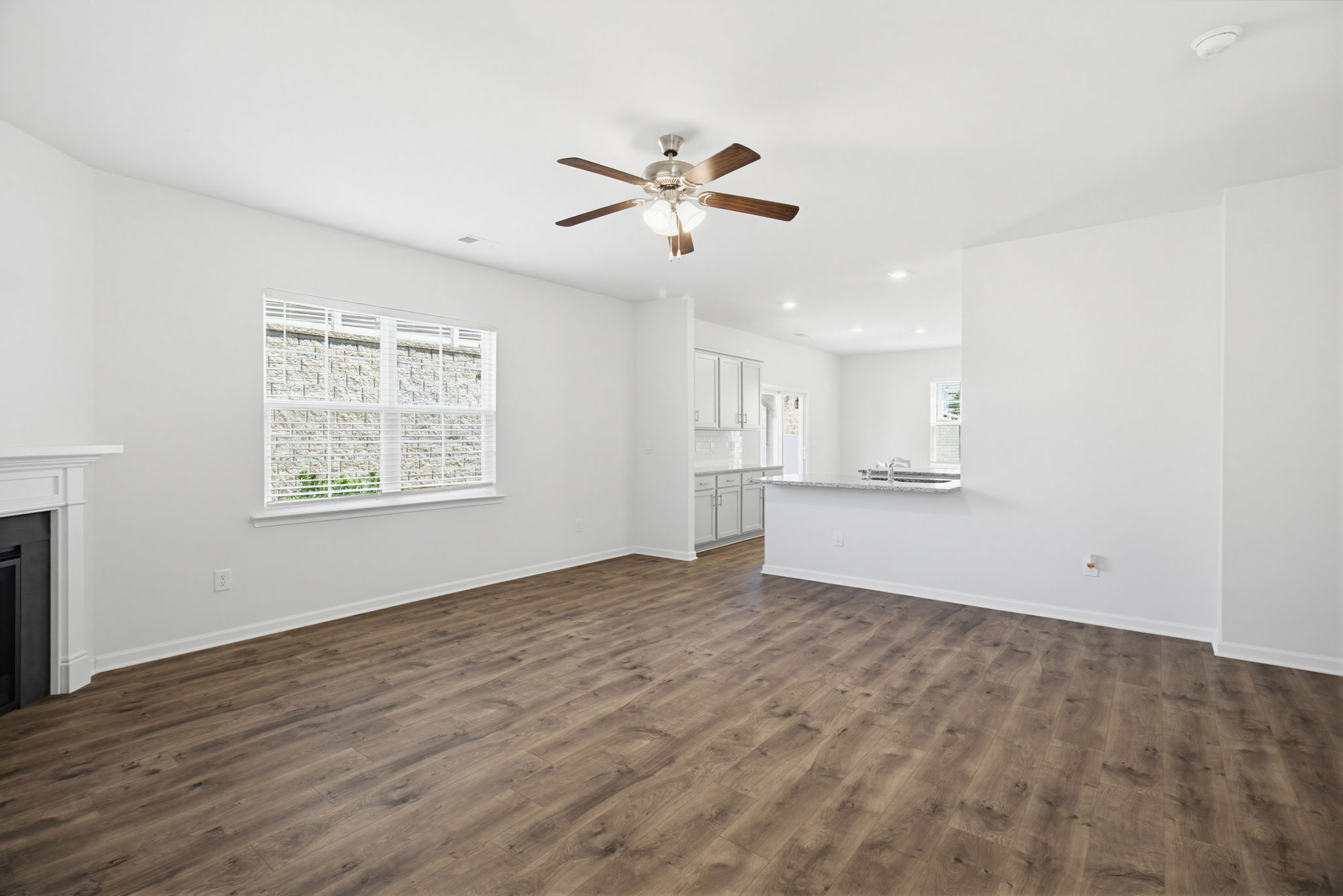 3701 Village Springs Dr-17