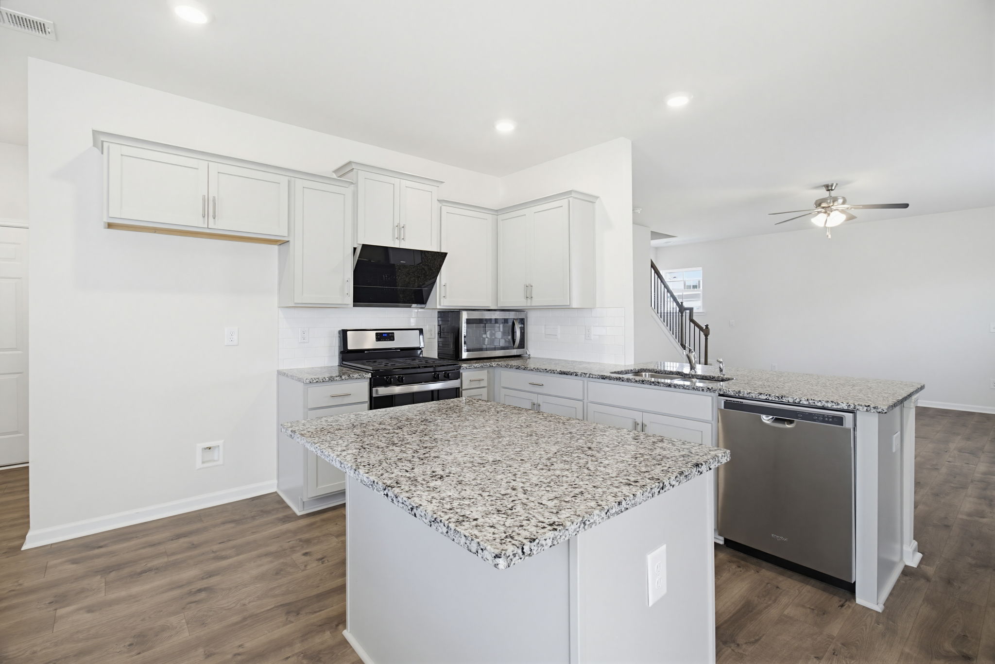 3701 Village Springs Dr-19