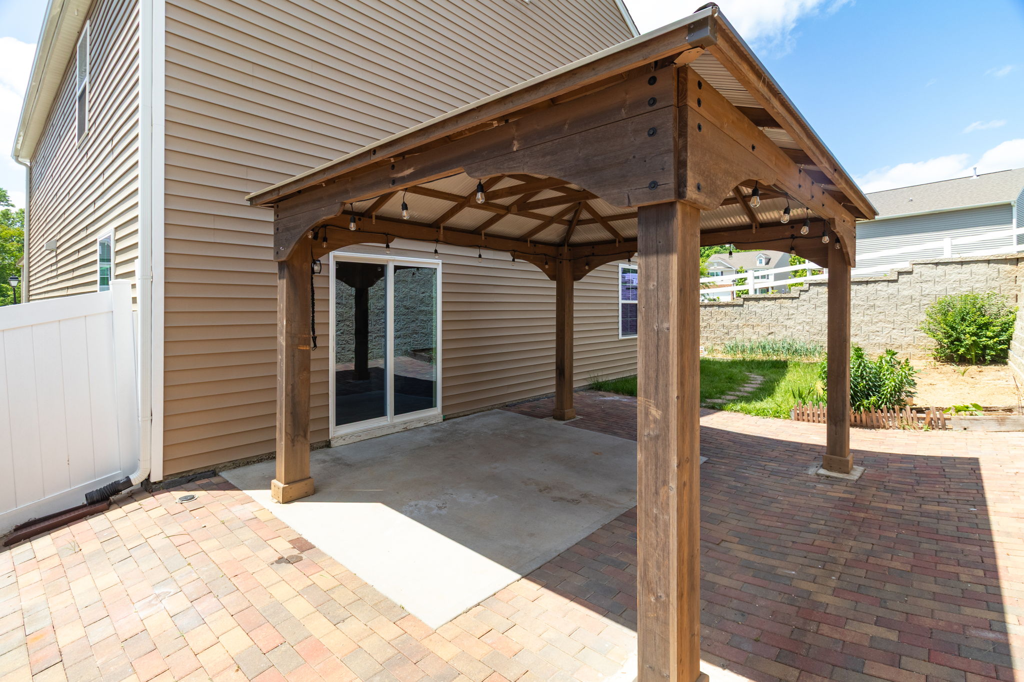 3701 Village Springs Dr-37