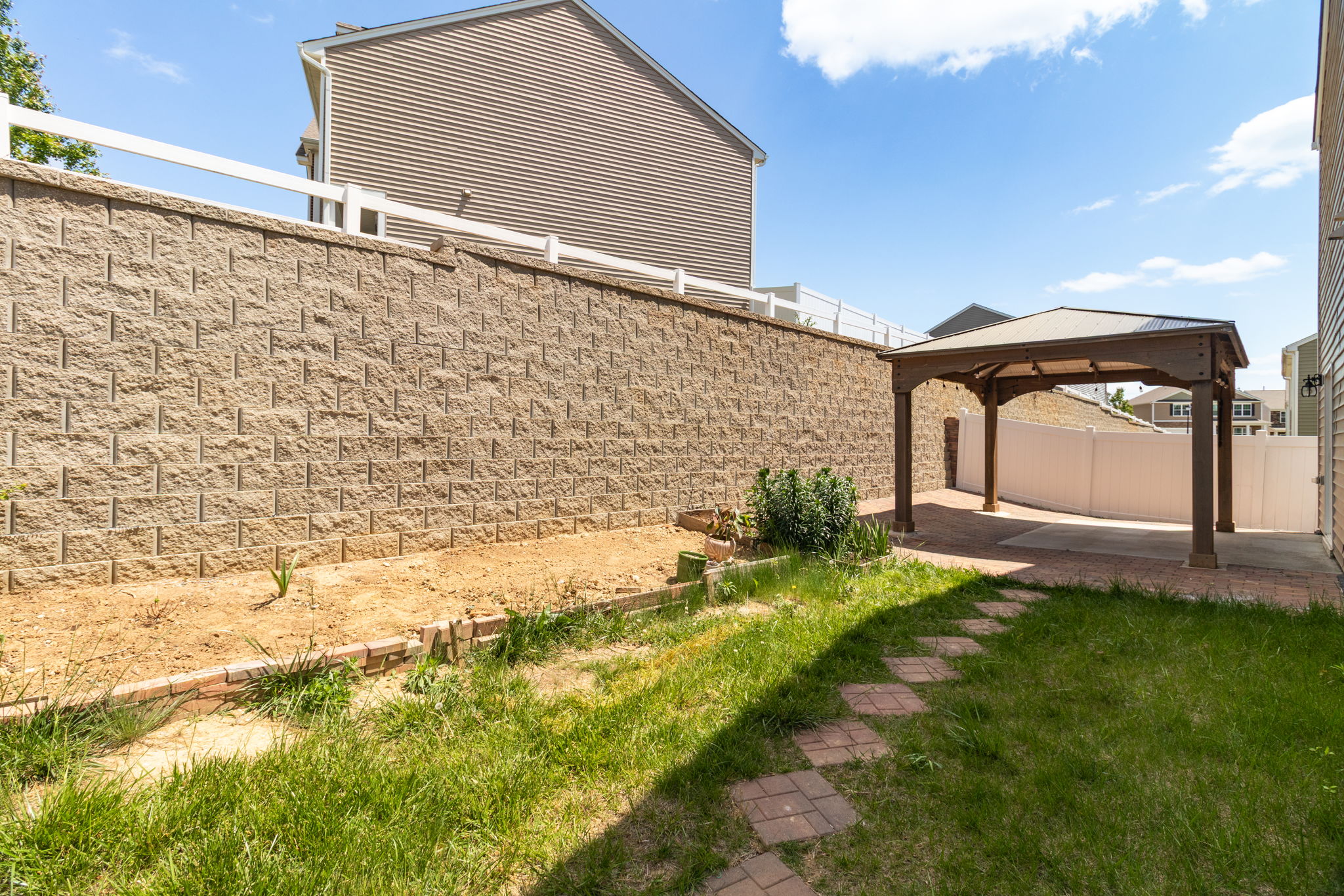 3701 Village Springs Dr-39