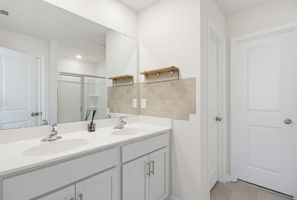 3701 Village Springs Dr-25