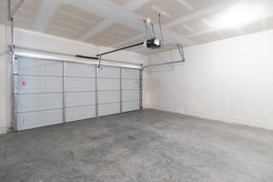 3701 Village Springs Dr-35