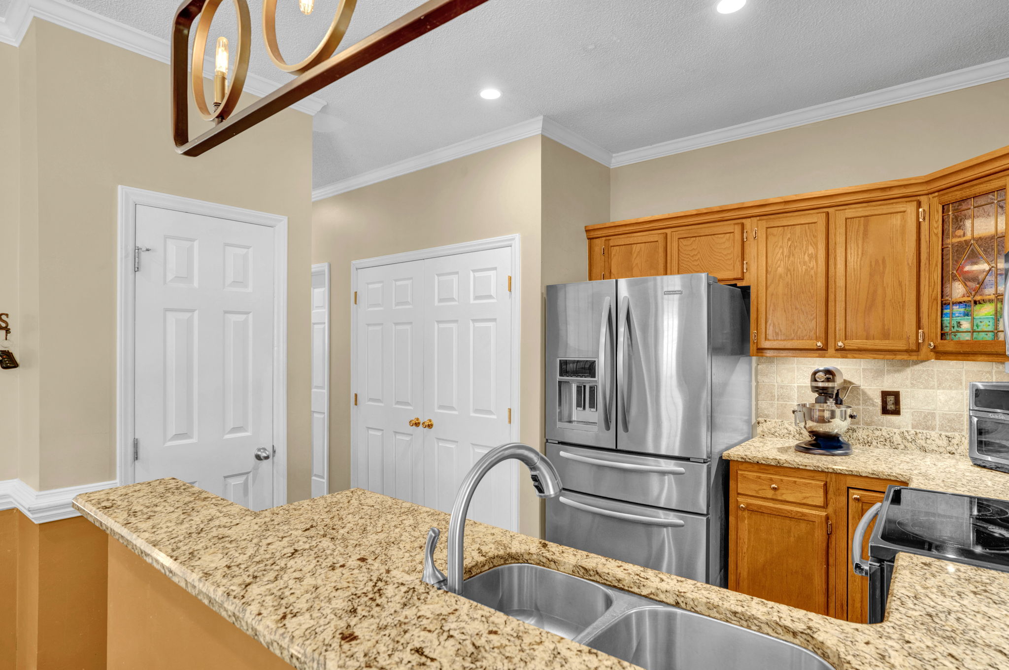 3703 Sutton Way-12