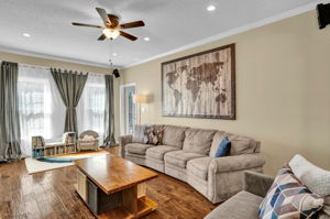 3703 Sutton Way-8