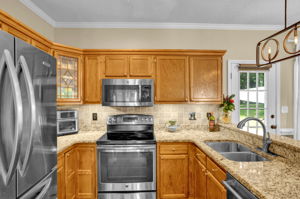 3703 Sutton Way-14