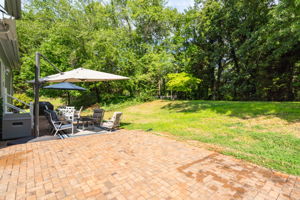 3703 Sutton Way-25