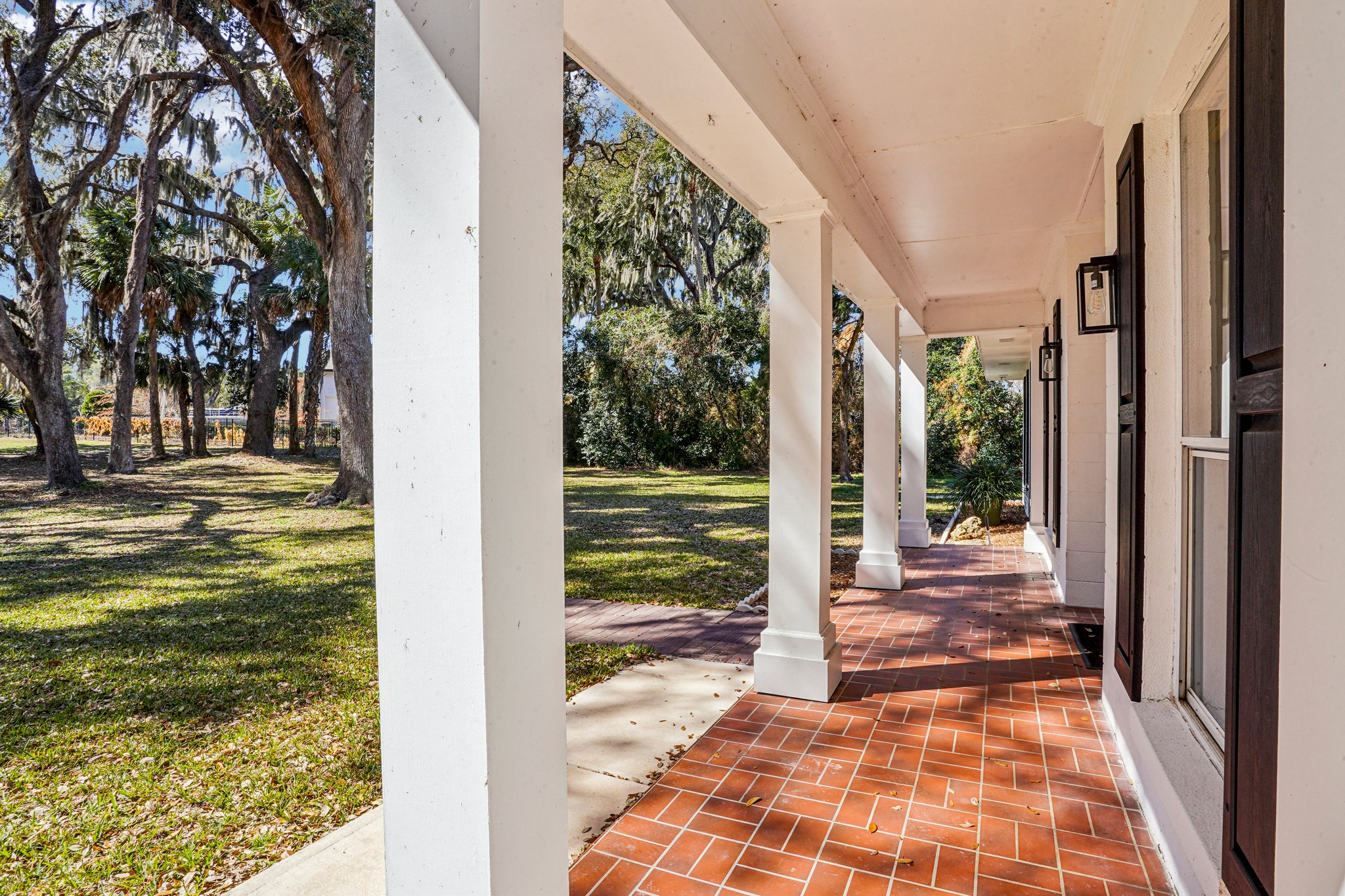 County Road 452-S2402-006.jpg