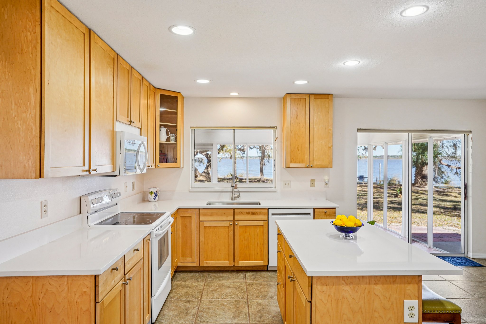 County Road 452-S2402-020.jpg