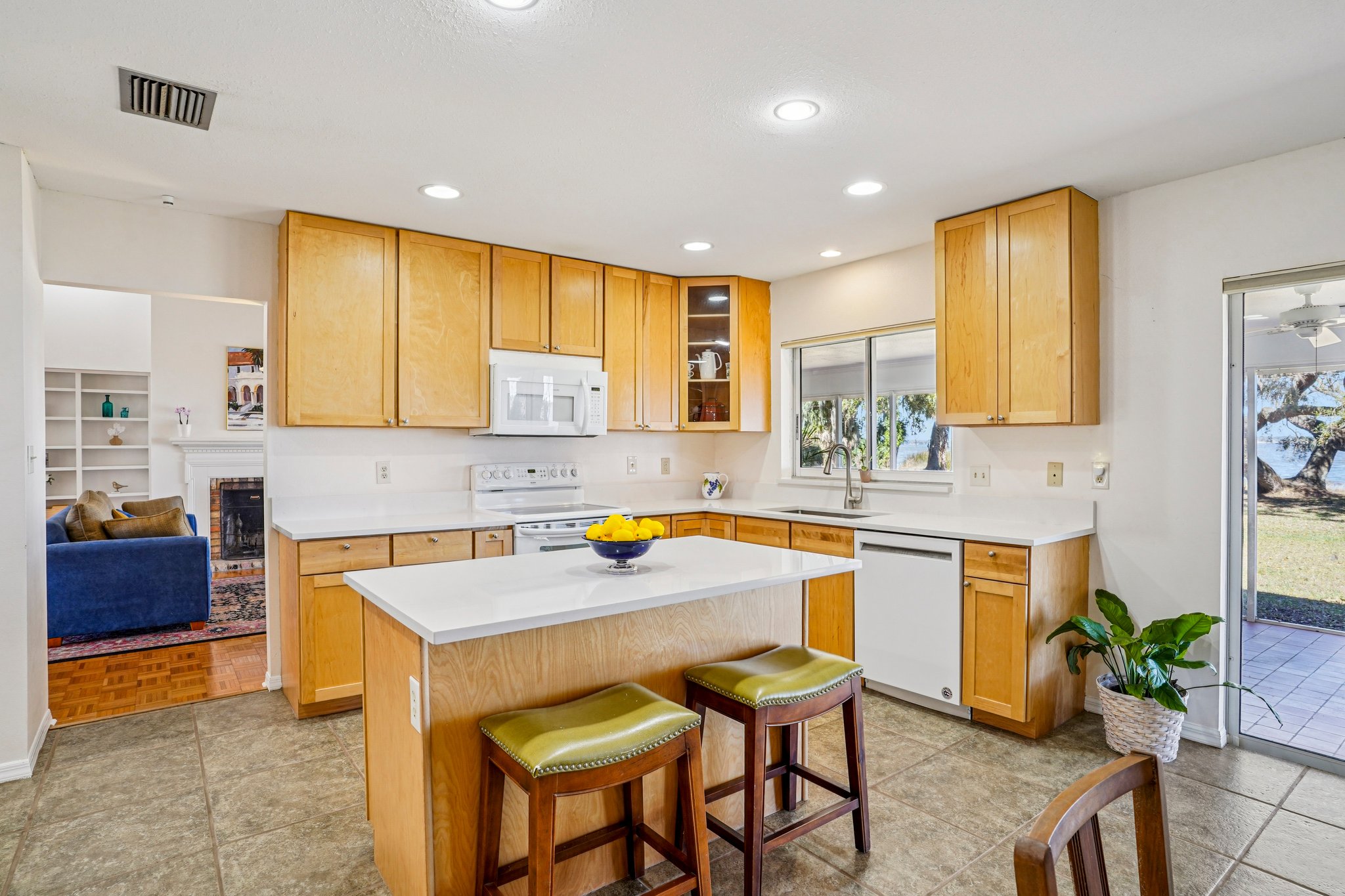 County Road 452-S2402-022.jpg