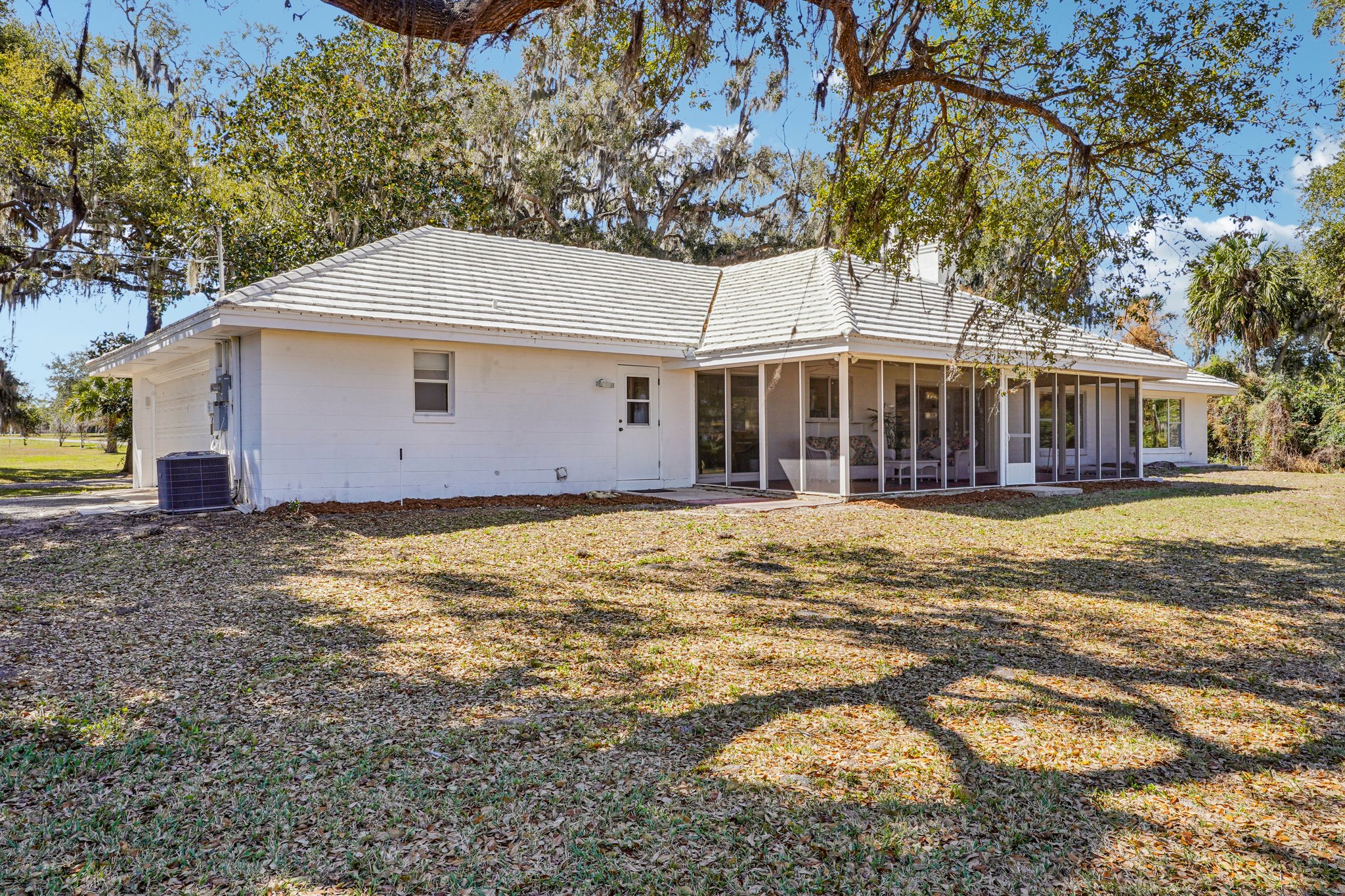 County Road 452-S2402-049.jpg