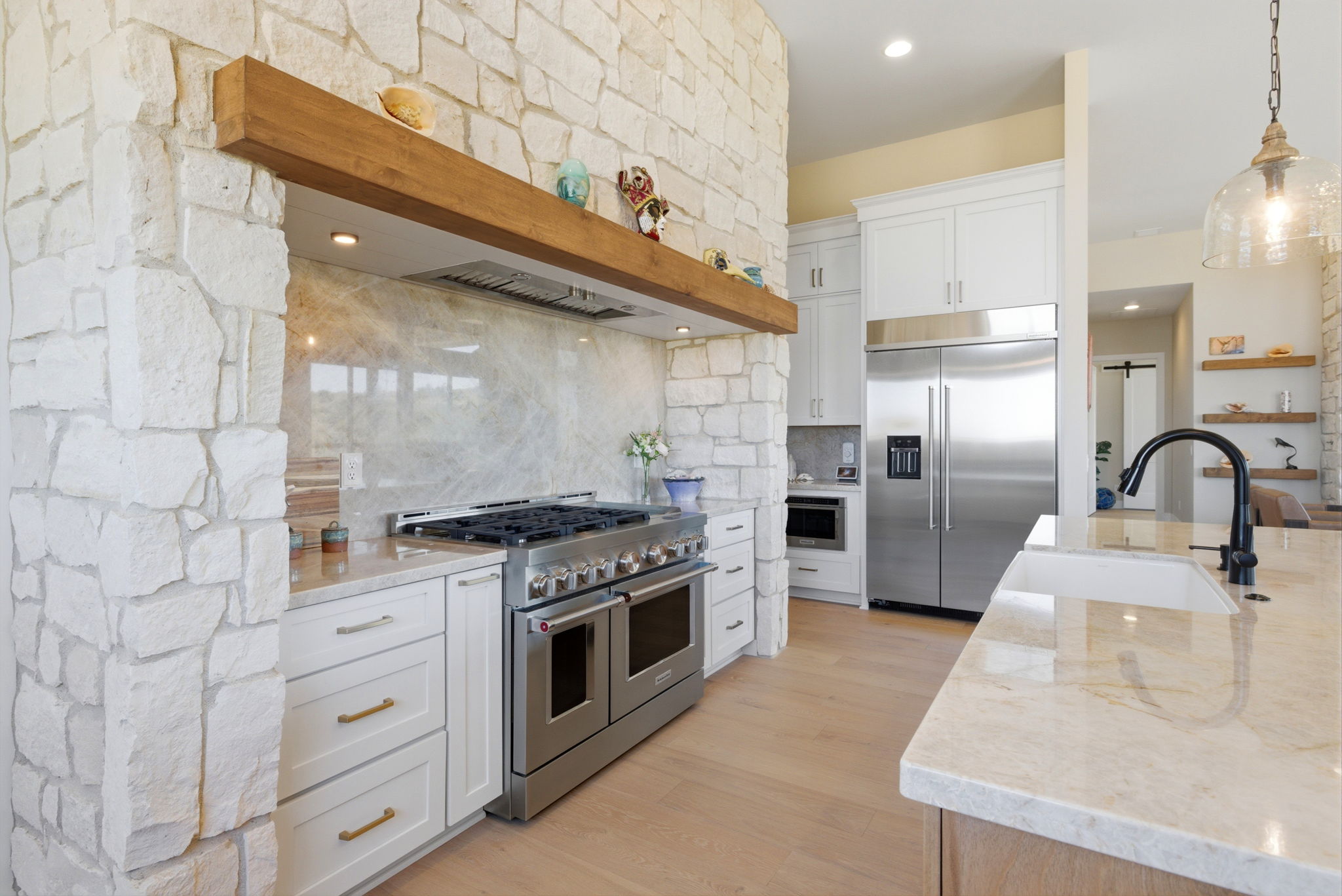 Kitchen Detail (2)