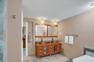 3705 Colfax Ave S, Minneapolis, MN 55409, USA Photo 27