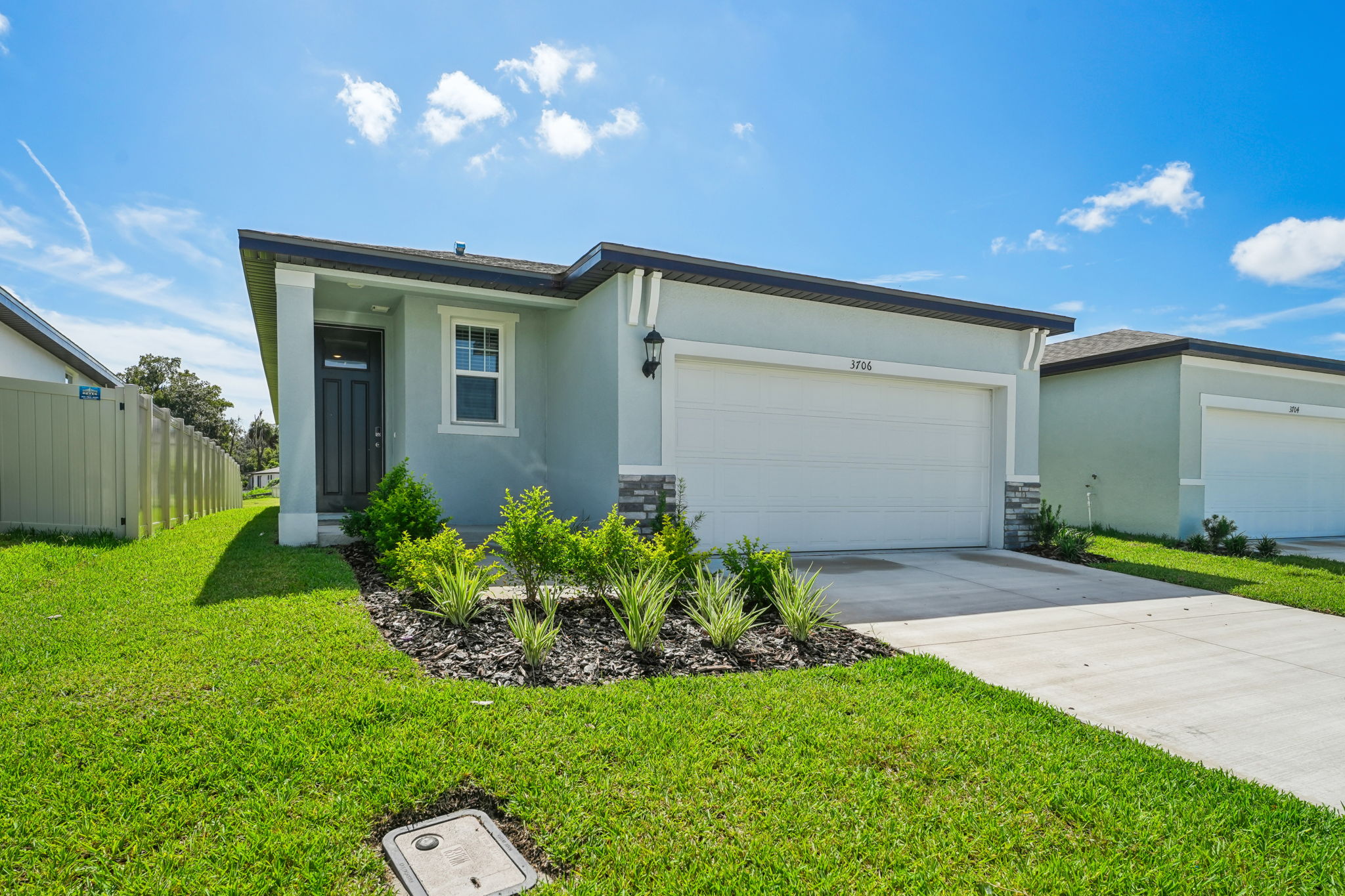 Tampa - Park East - 3706 Radiant Mountain Dr, Plant City, FL - 002