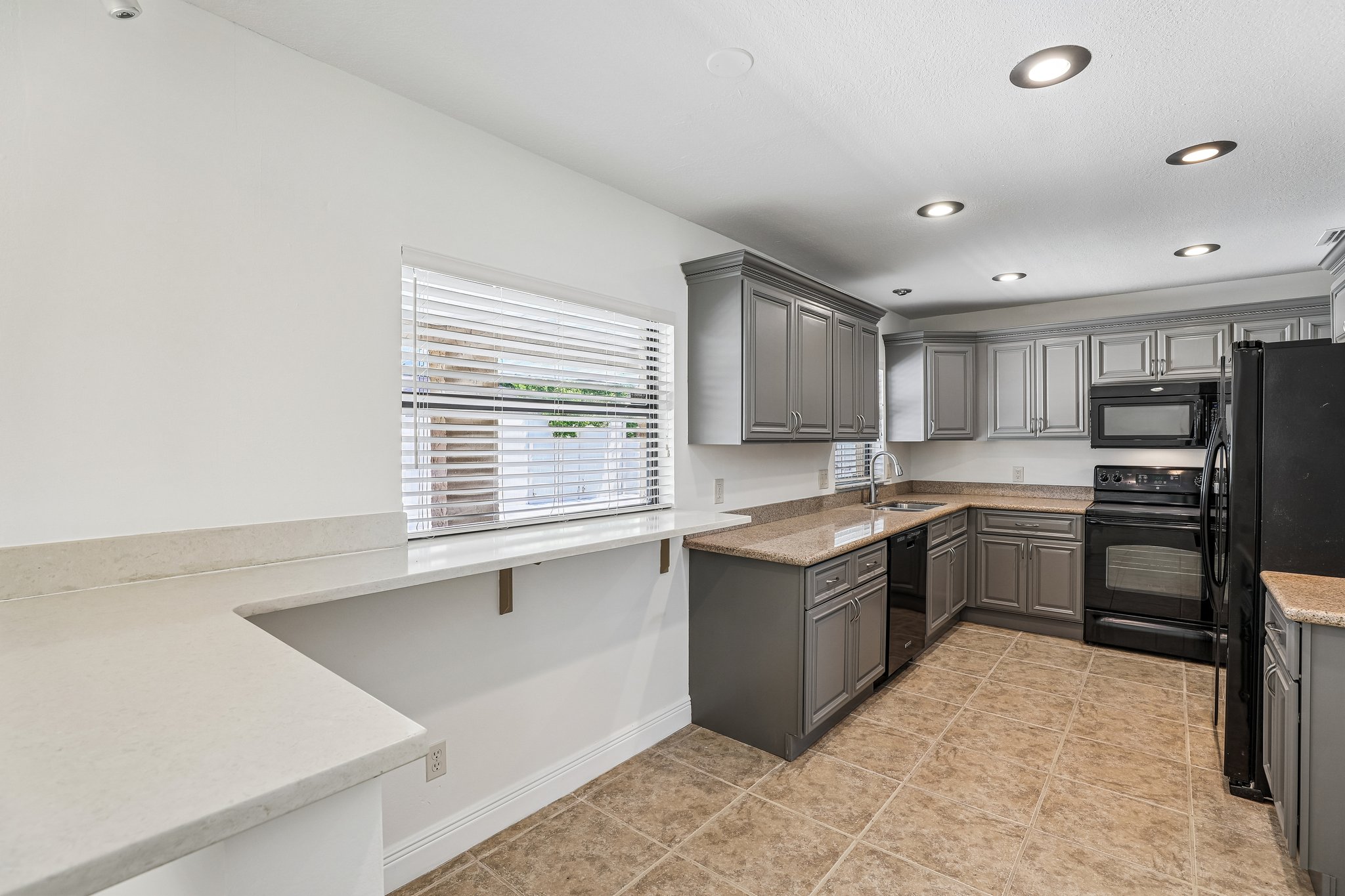 Pelican Ln-S2608-016.jpg