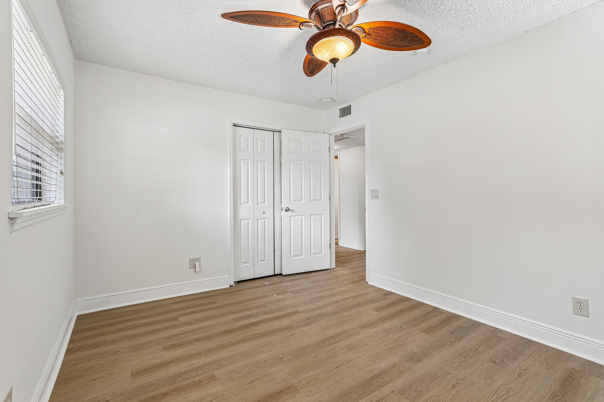 Pelican Ln-S2608-023.jpg