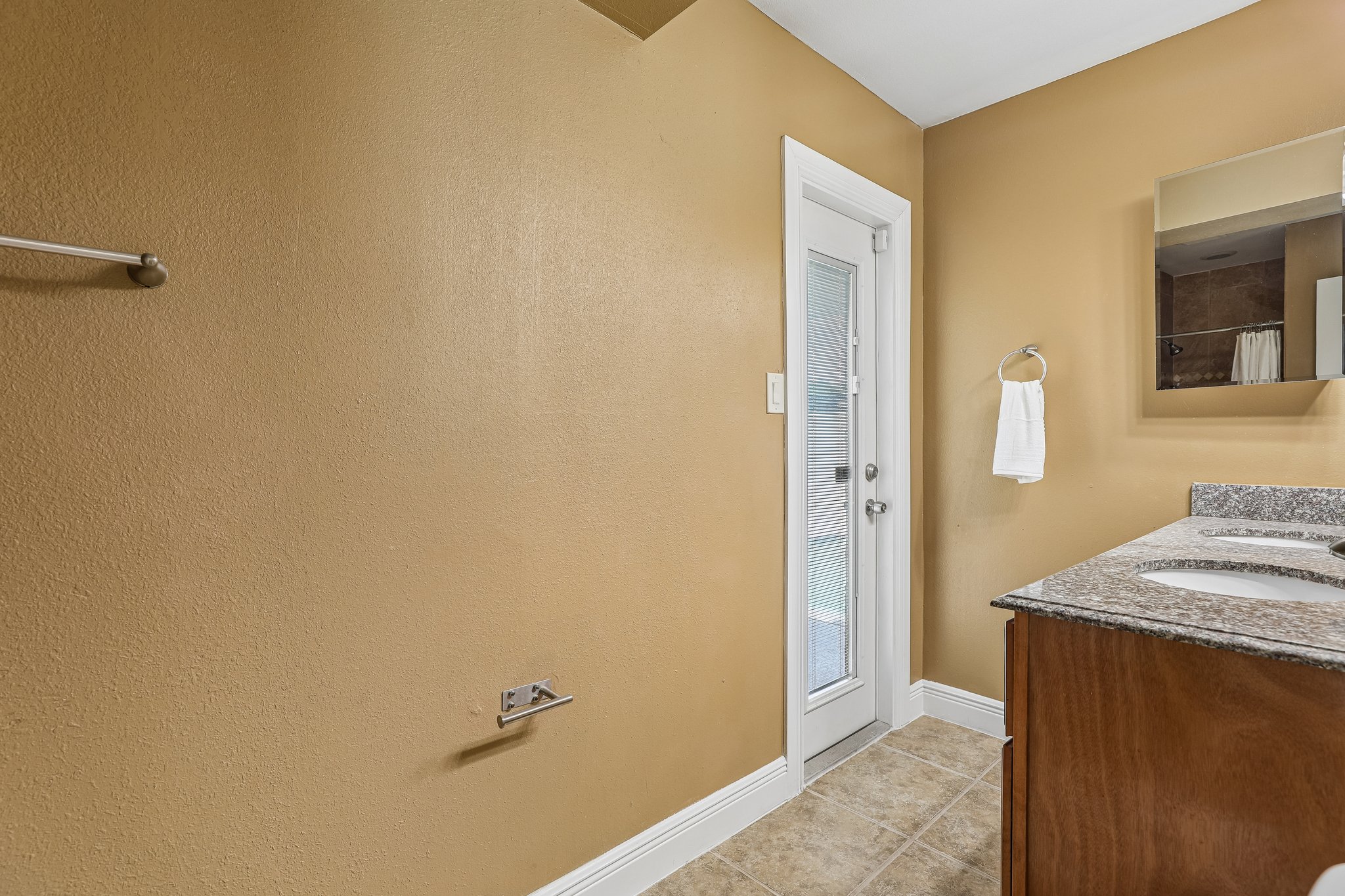 Pelican Ln-S2608-029.jpg