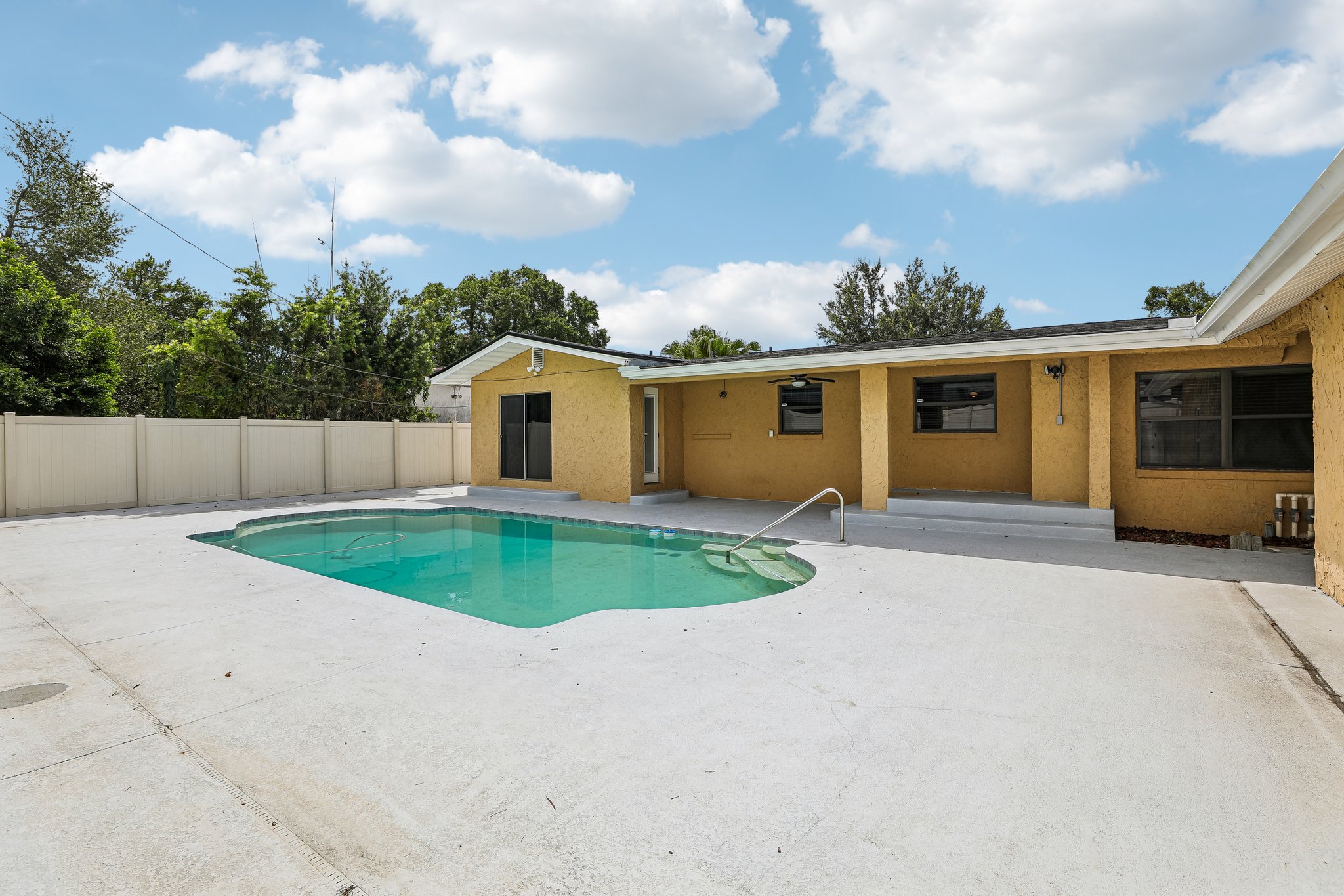 Pelican Ln-S2608-037.jpg