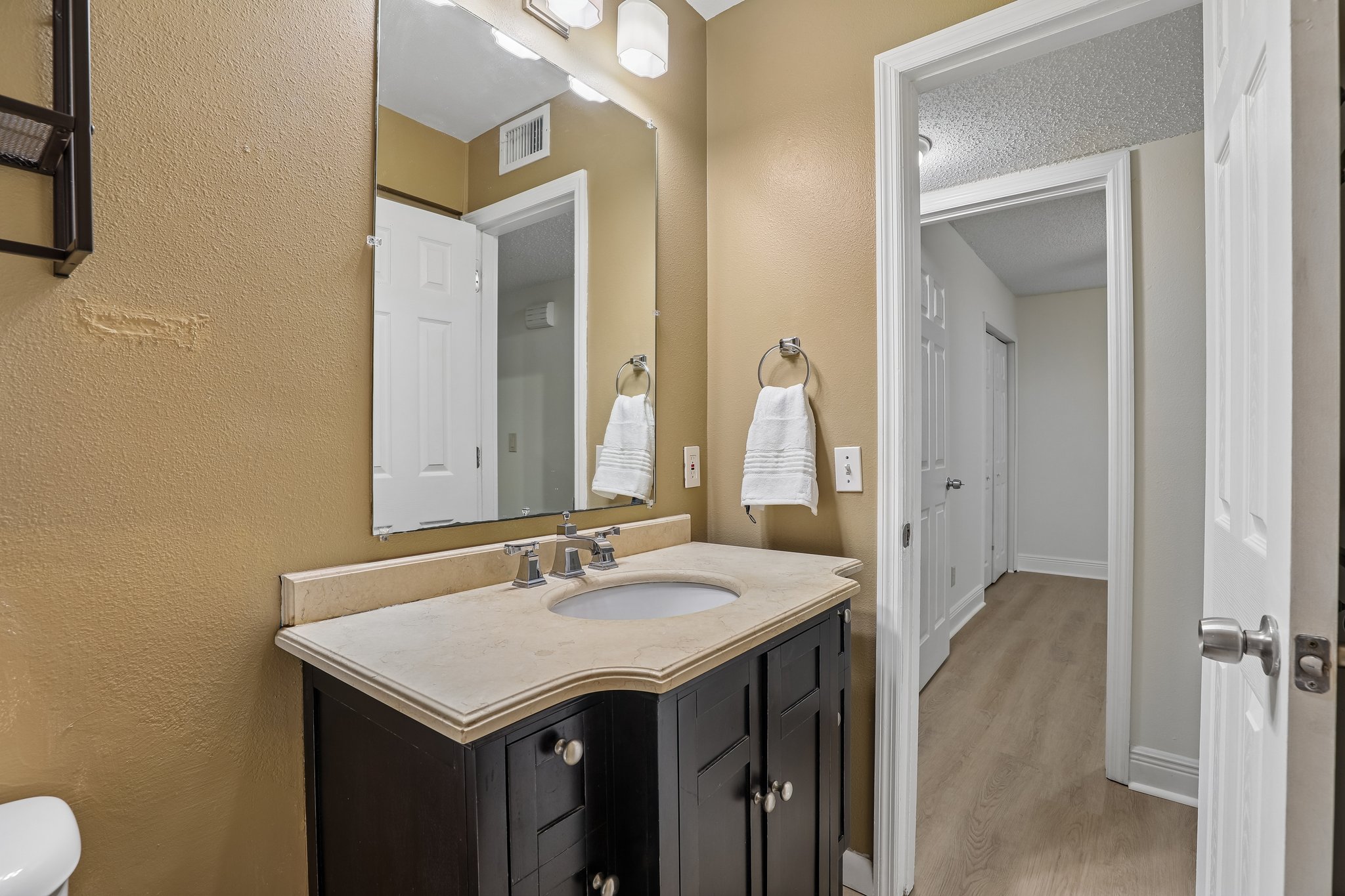 - 3707 Pelican Ln-S2908-1-002.jpg