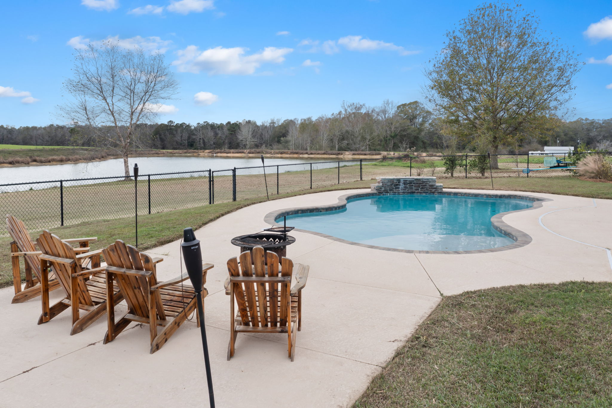 3708 FL2, Graceville, FL 32440 Sirpixalot