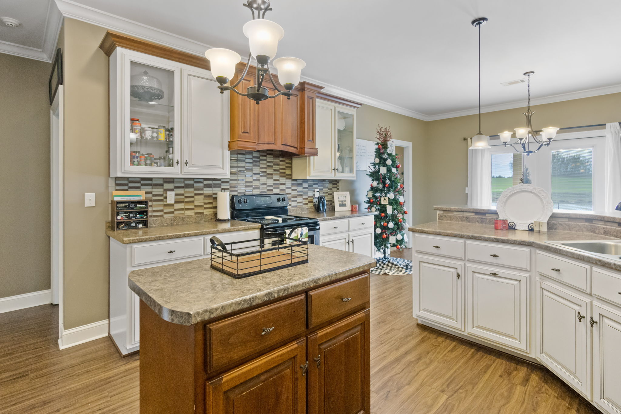 3708 FL2, Graceville, FL 32440 Sirpixalot