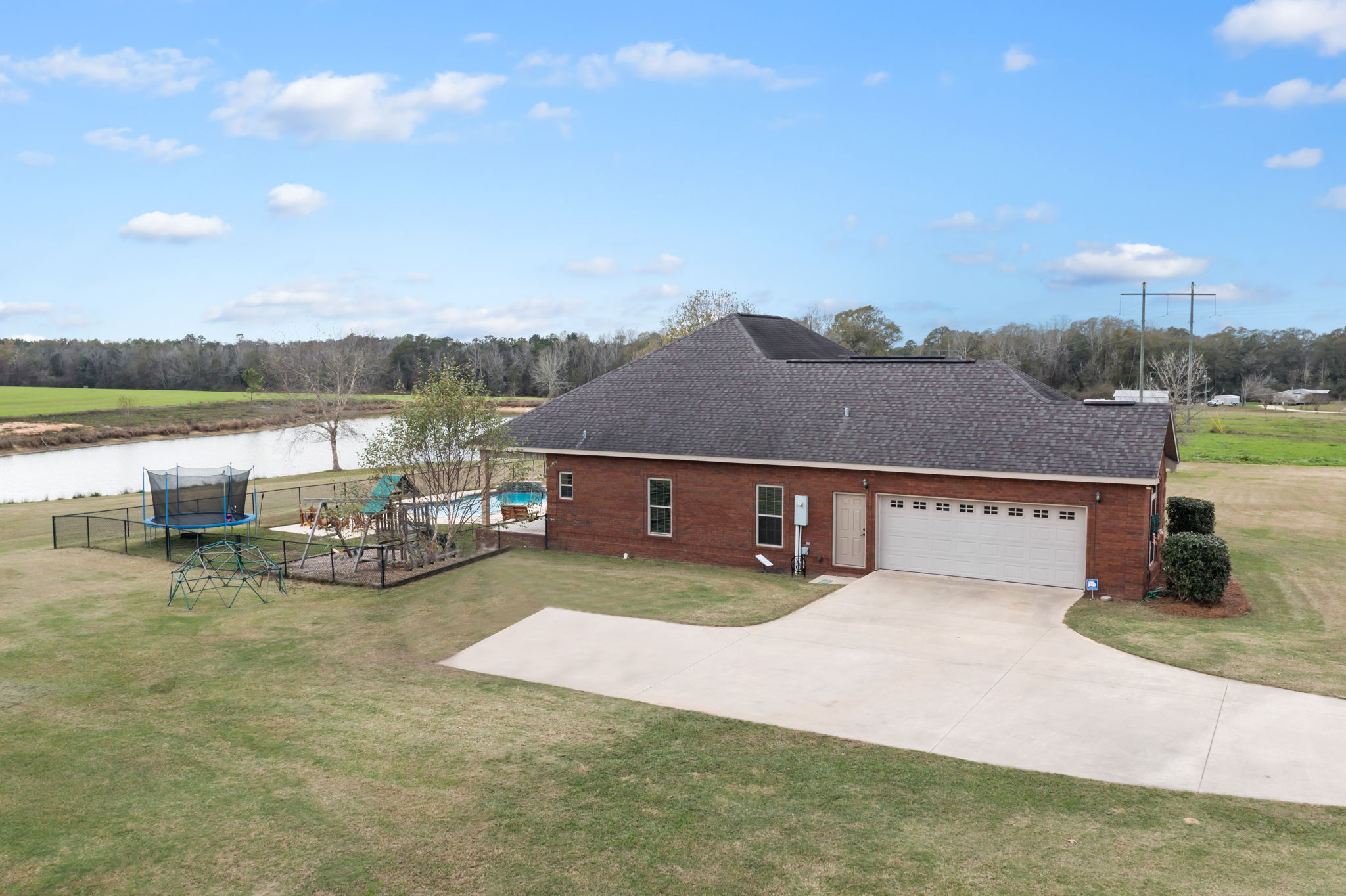 3708 FL2, Graceville, FL 32440 Sirpixalot