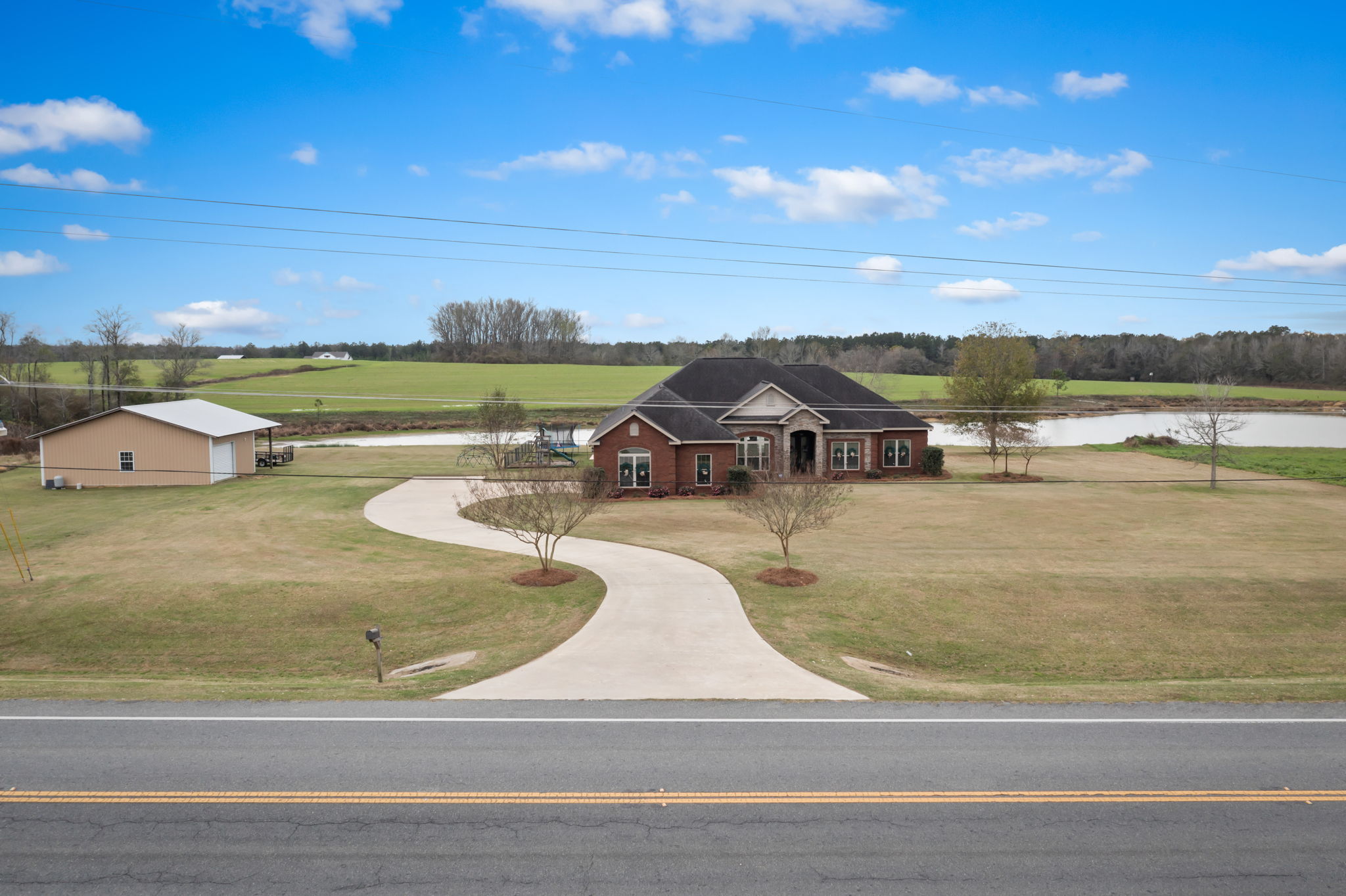 3708 FL2, Graceville, FL 32440 Sirpixalot