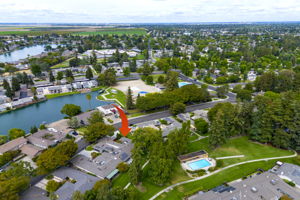  Photo 48