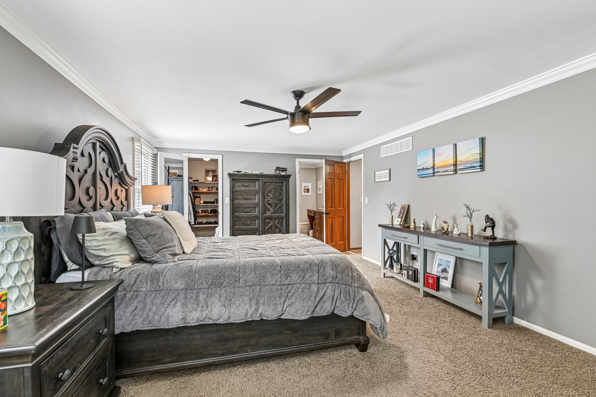 Tippecanoe Pl-S0108-029.jpg