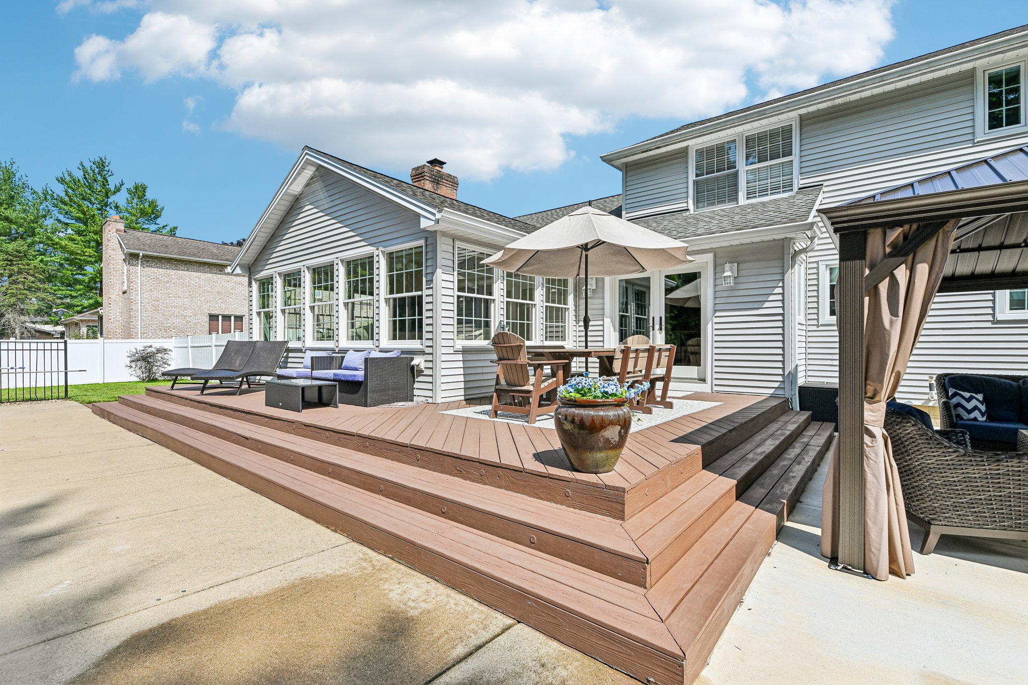 Tippecanoe Pl-S0108-046.jpg