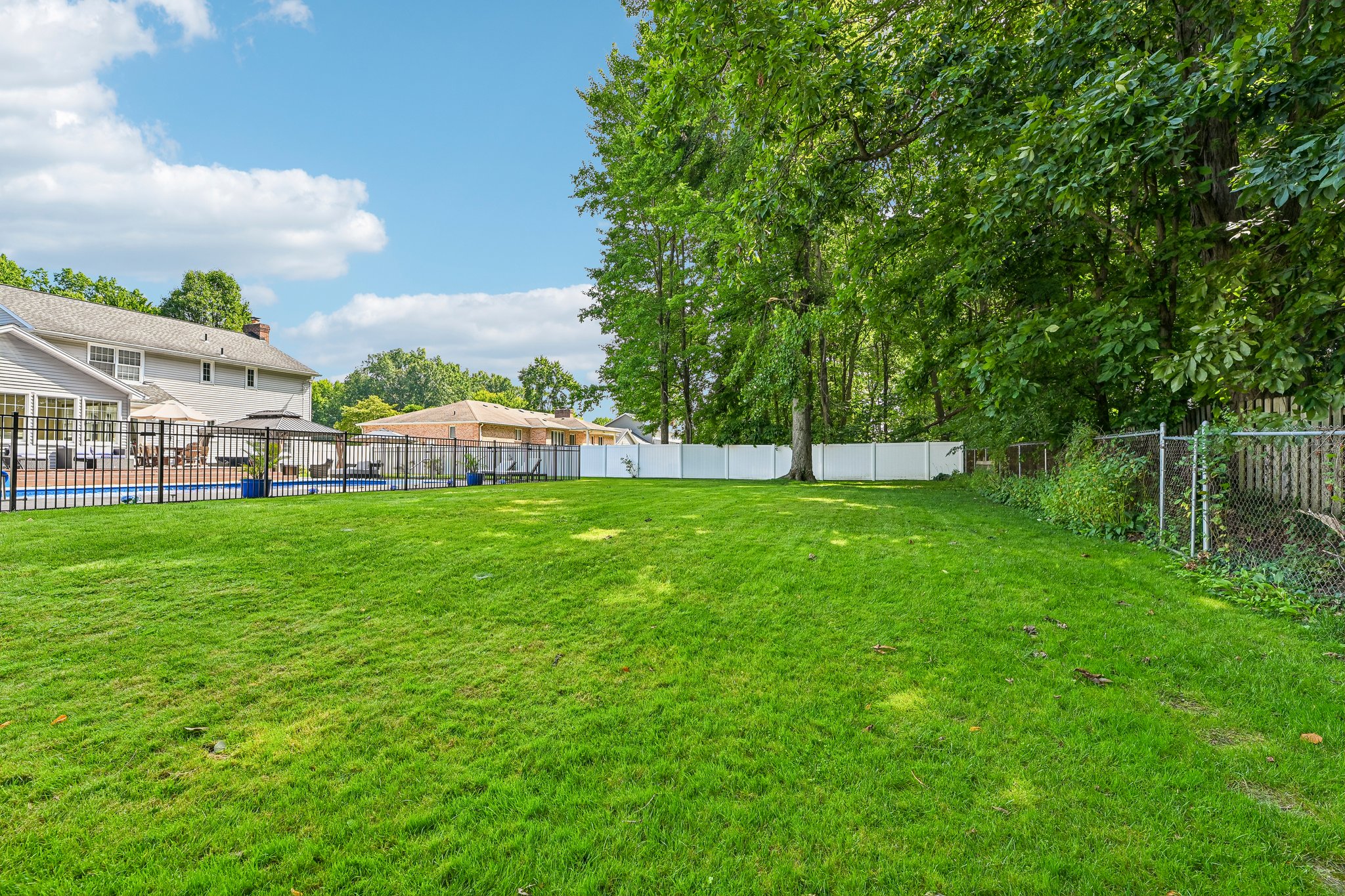 Tippecanoe Pl-S0108-057.jpg