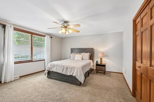 Tippecanoe Pl-S0108-033.jpg