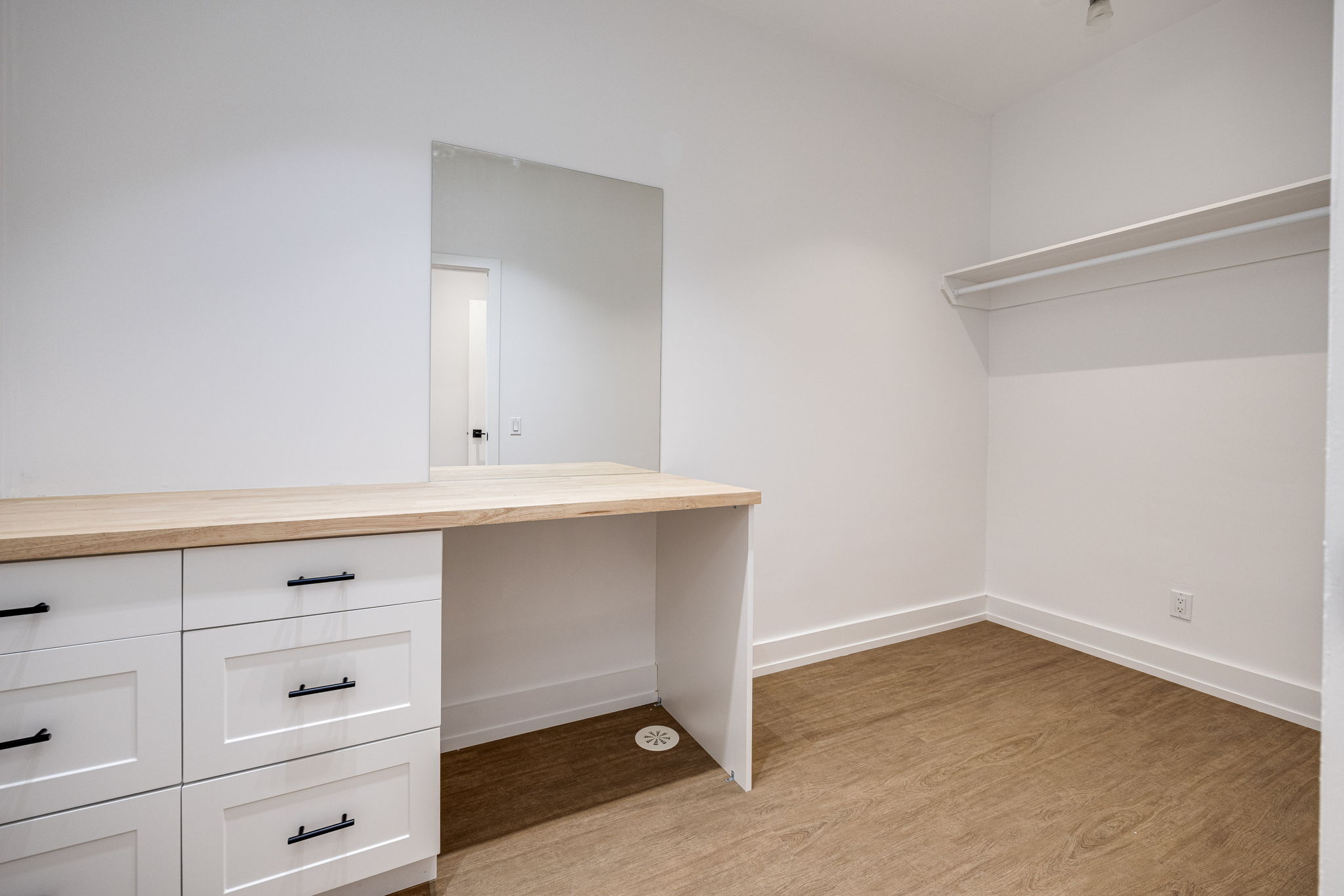 Toronto property showcase — delivered property photograph 17