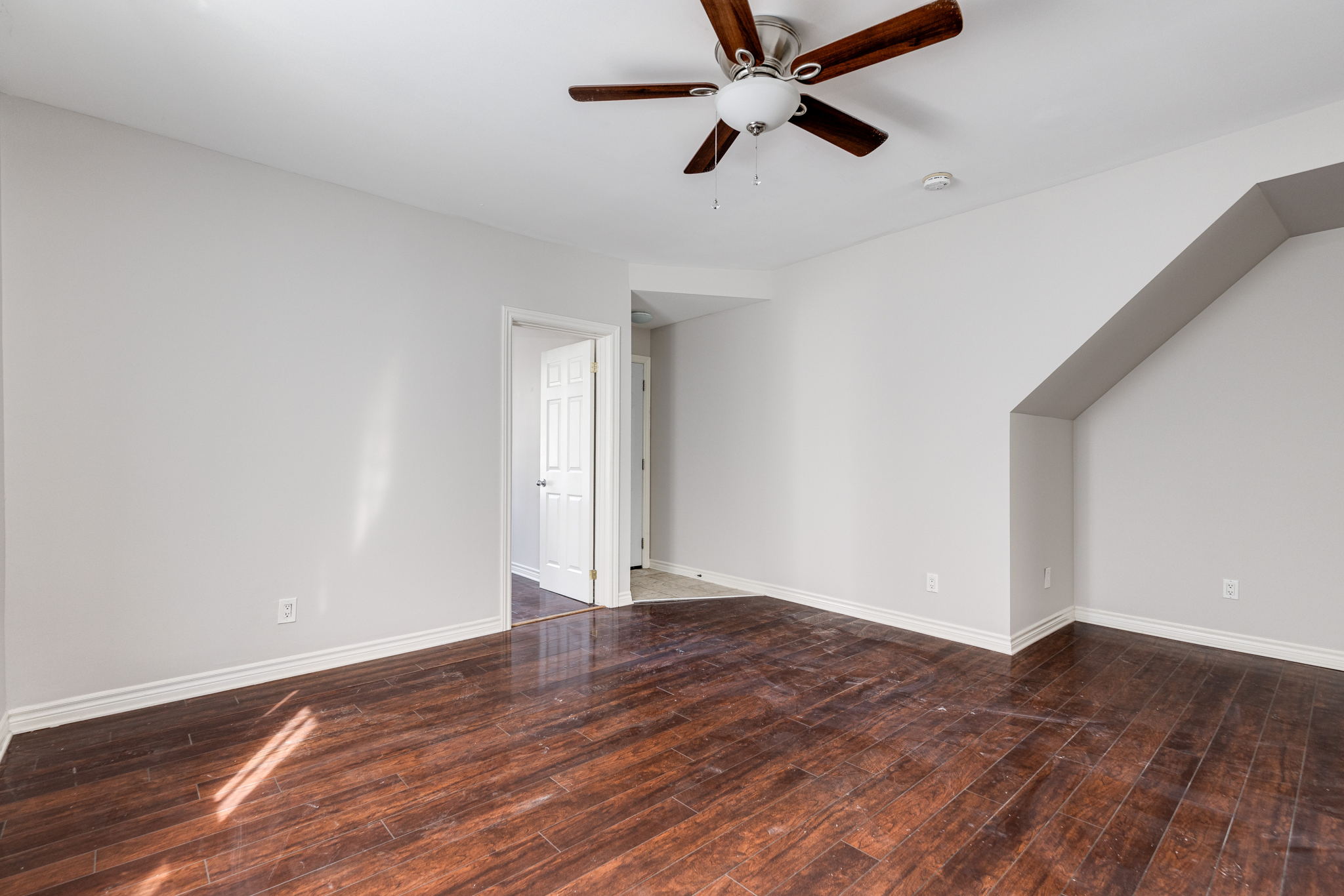 Toronto property showcase — delivered property photograph 7