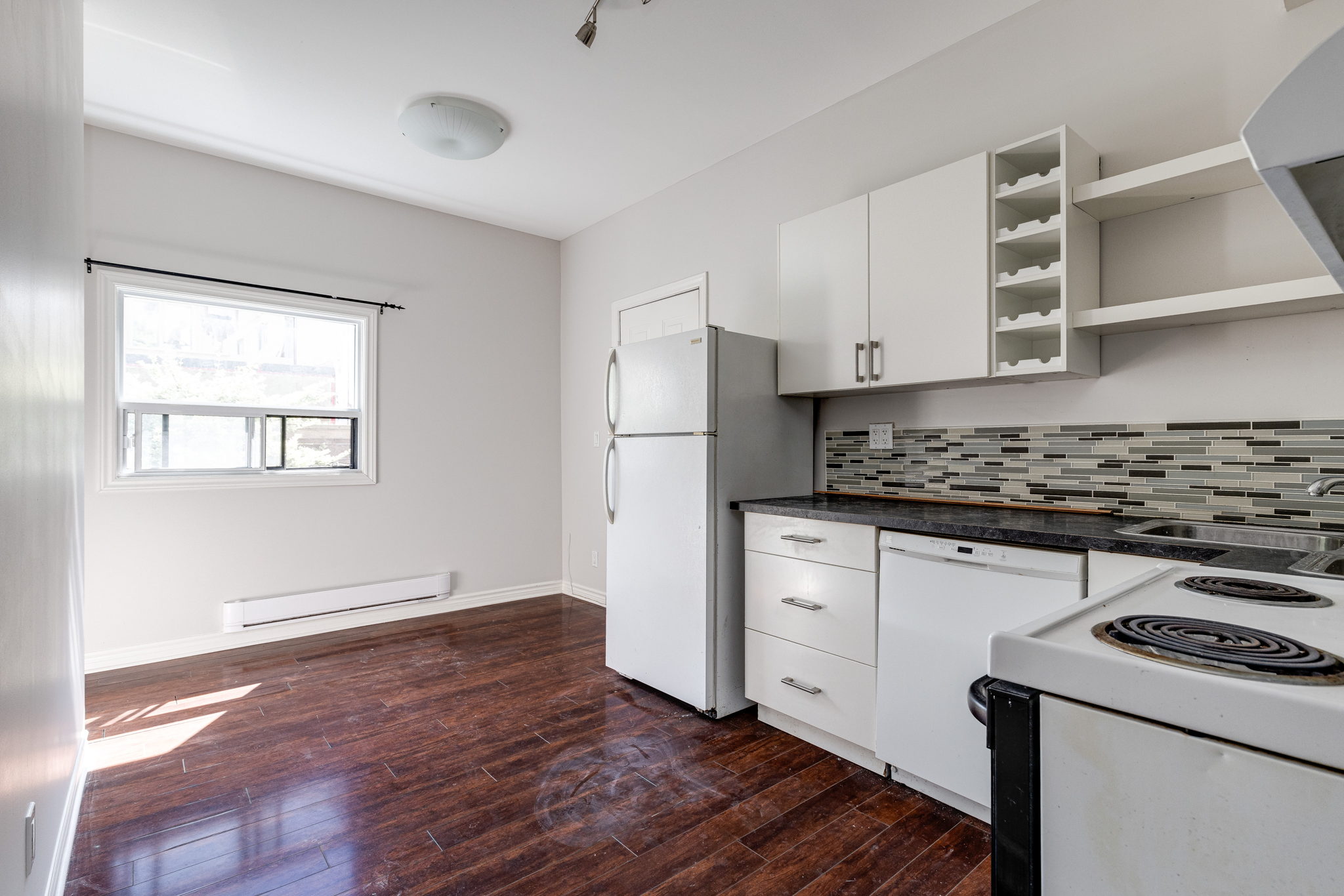 Toronto property showcase — delivered property photograph 9