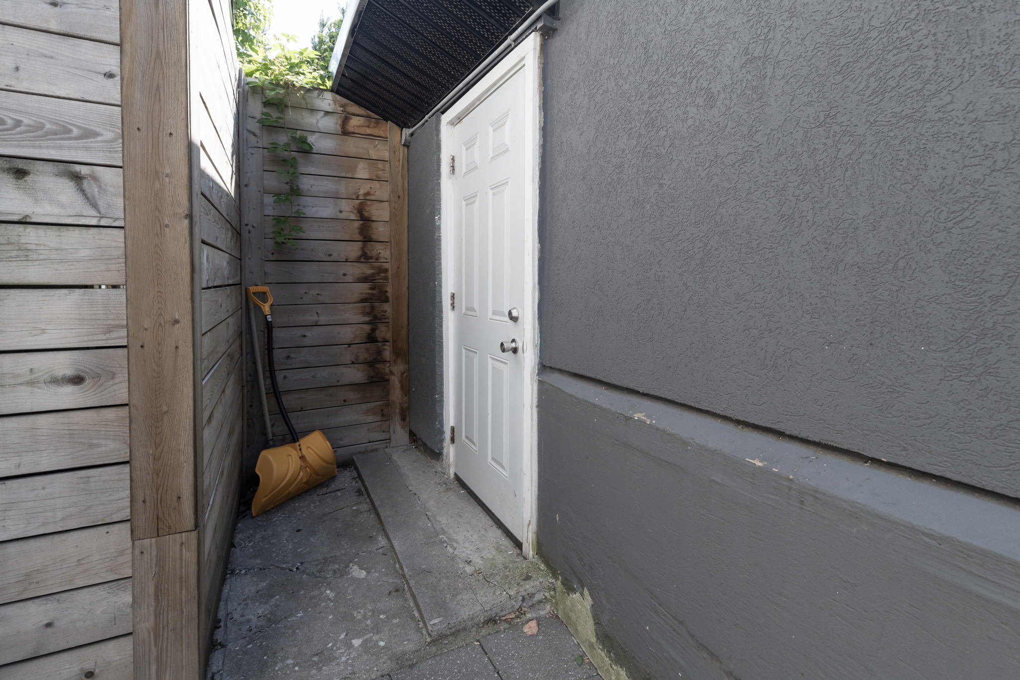 Toronto property showcase — delivered property photograph 16